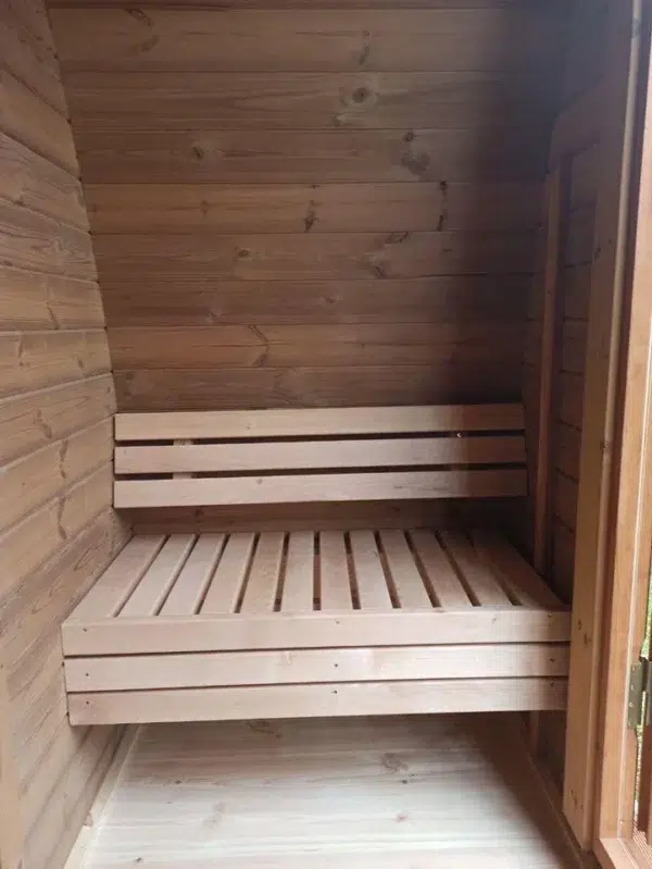 Outdoor pod sauna, changing-room bench with backrest